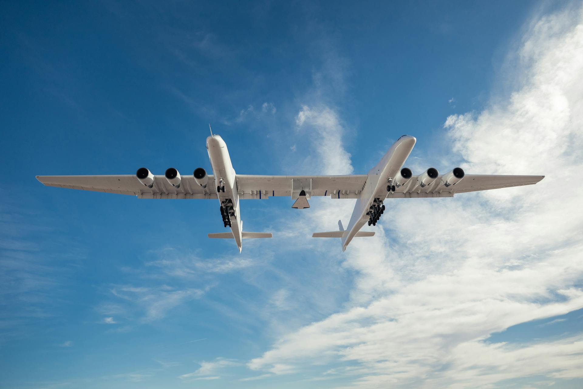 Stratolaunchs Roc air launch platform take off from Mojave Air and Space Port at Rutan Field carrying the Talon A2 testbed
