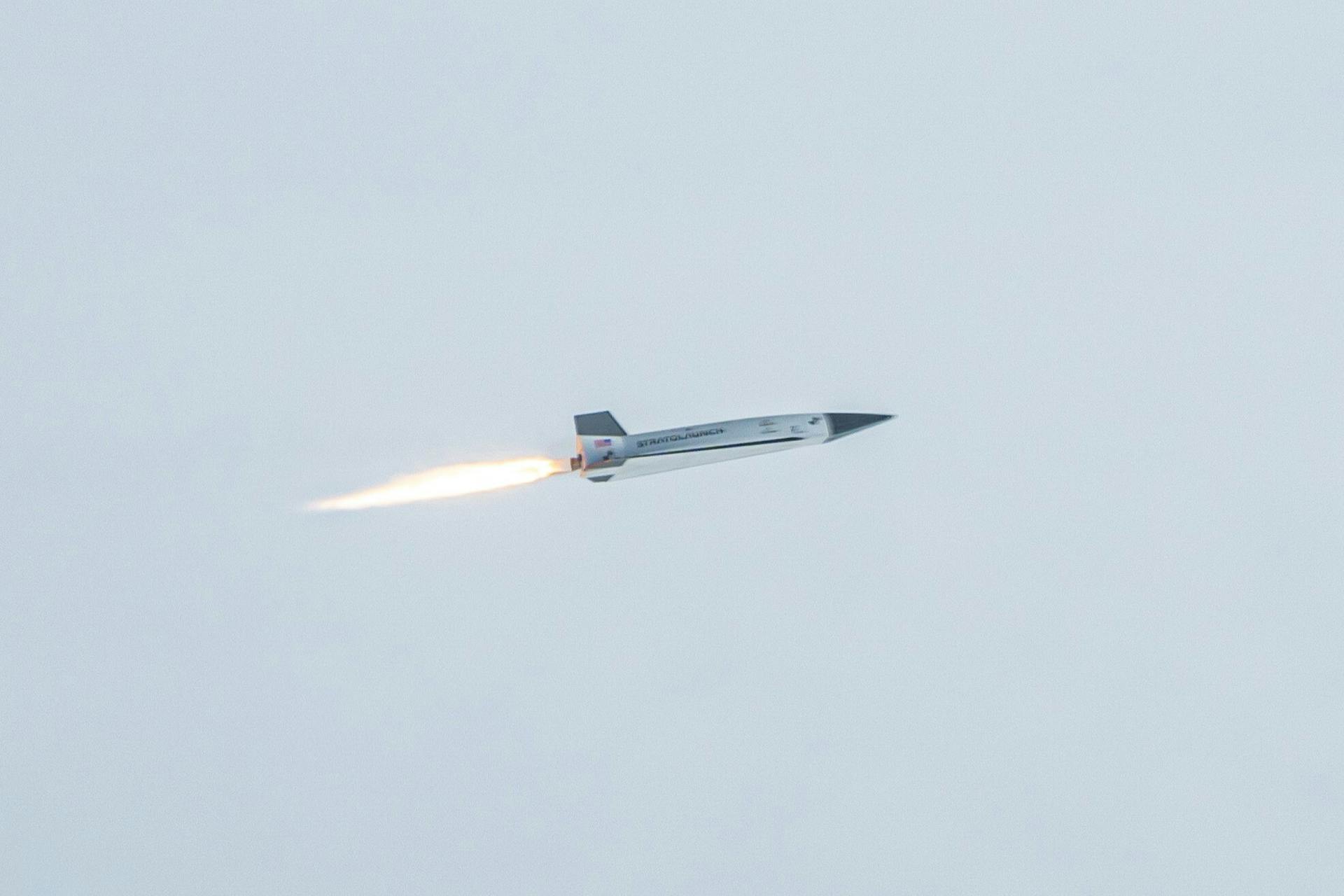 Stratolaunchs Talon A2 release and engine ignition for its first hypersonic flight Zoom